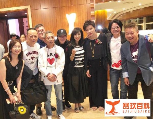 与万绮雯“虐恋”爆红，事业巅峰被腰斩，54岁尹天照近况让人唏嘘