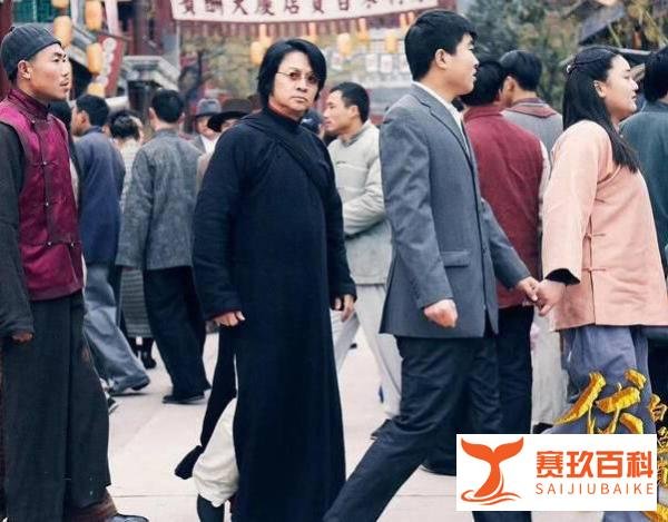 与万绮雯“虐恋”爆红，事业巅峰被腰斩，54岁尹天照近况让人唏嘘