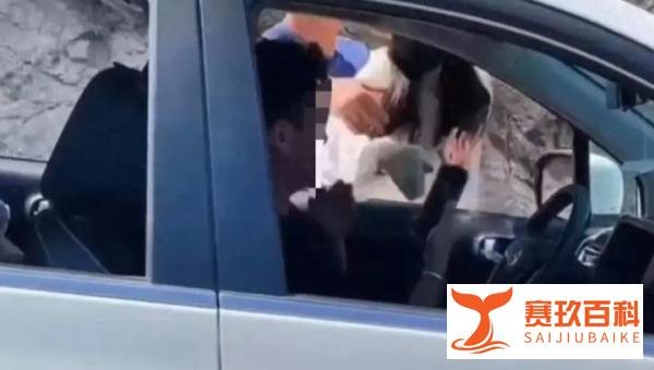 认怂了？路虎女被曝主动上门求调解，吃了闭门羹，受害者绝不和解