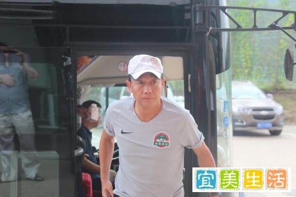 豫媒：王宝山带队氛围是建业近年来最好 杨戟有经验最适合接手