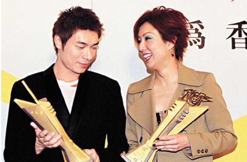 请问许志安在2001年 获得“最受欢迎男歌手”后  发表的“厨房宣言”内容是什么  谢谢