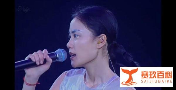 王菲52岁年纪医院生儿子，谢霆锋喜得龙子，谢霆锋站出来发声了