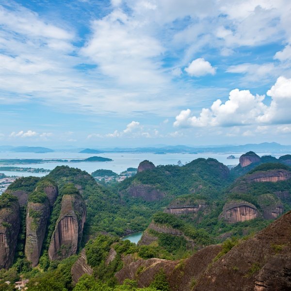 武夷山离厦门多远