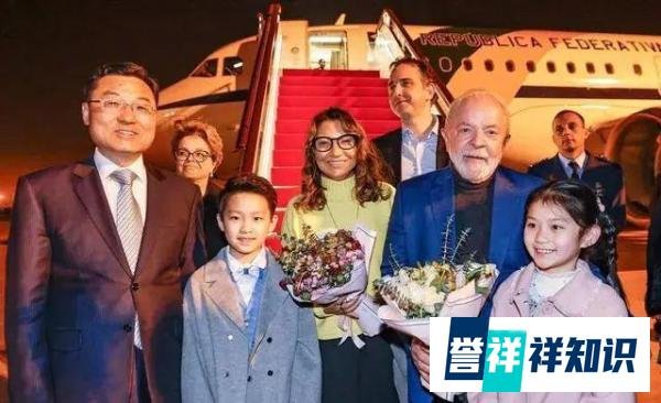 美国根本拦不住！专机落地中国后，卢拉第一天就去了华为