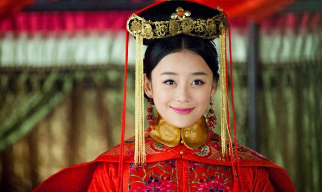 袁姗姗在宫1中饰演什么角色?