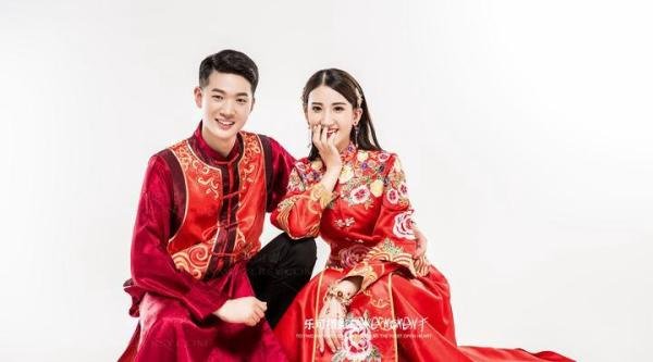 郑州婚纱摄影团购价格， 郑州婚纱摄影排行