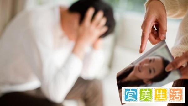 长沙杀妻男婚内出轨并涉嫌重婚罪,妻子已掌握丈夫出轨的证据!