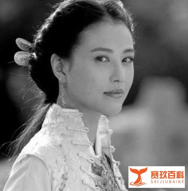 周海媚曾发文：感谢你的爱意和乖张，随后关闭微博，原因令人心疼