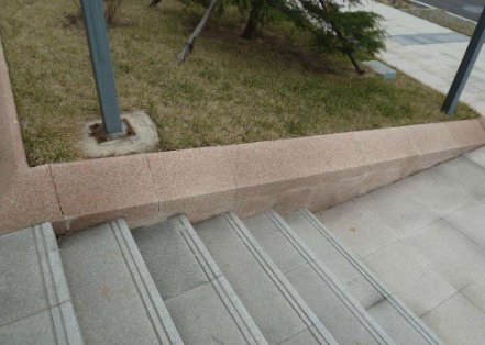 休息平台宽度要求