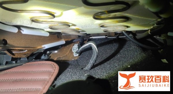 Jeep大切诺基出现启停系统故障，车主：4S店表示该现象正常