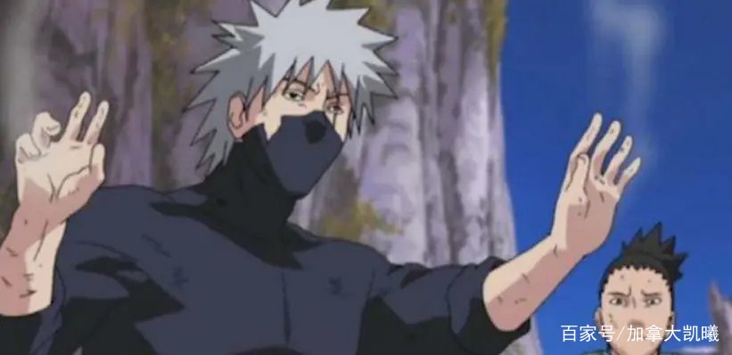很多人觉得卡卡西根本不够角都打的，两个人差距大吗？