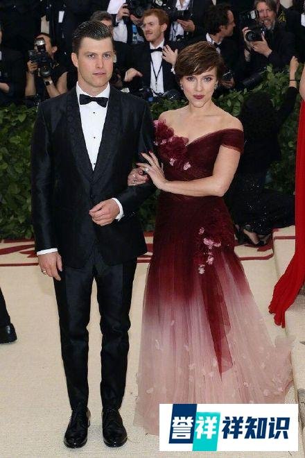 《复仇者联盟》黑寡妇订婚和其男友订婚啦？祝幸福