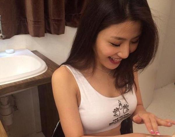 林芊妤上节目哭诉：想结婚但是没人要，“厕所野战门”毁了她！