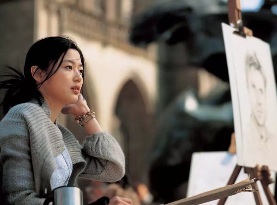 有一部韩国电影,里面的女主人公是一位画家,男主人公是位杀手,电影名字叫什么?
