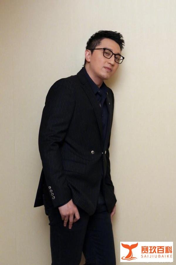 华少回应离职传言：从未停止悲痛 离开并不是我选择的方法
