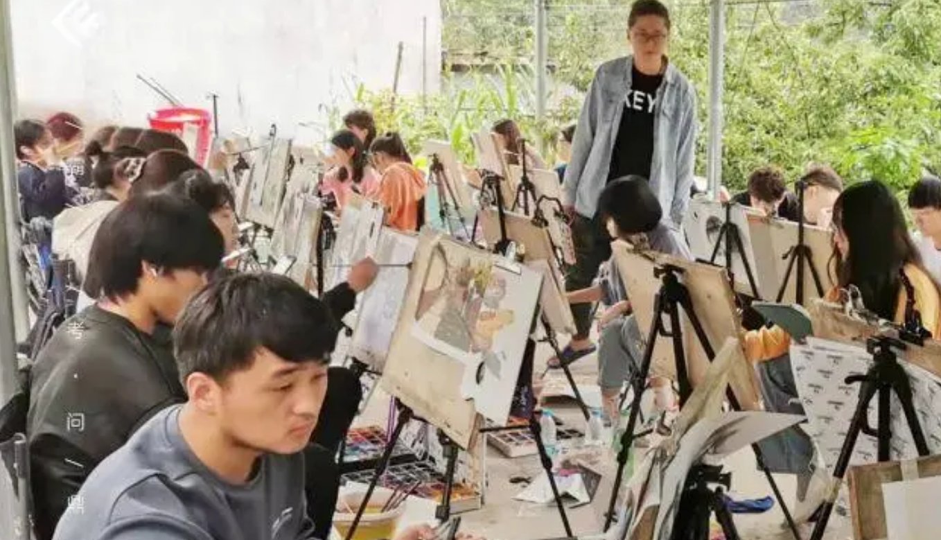 北京巨匠画室学费多少
