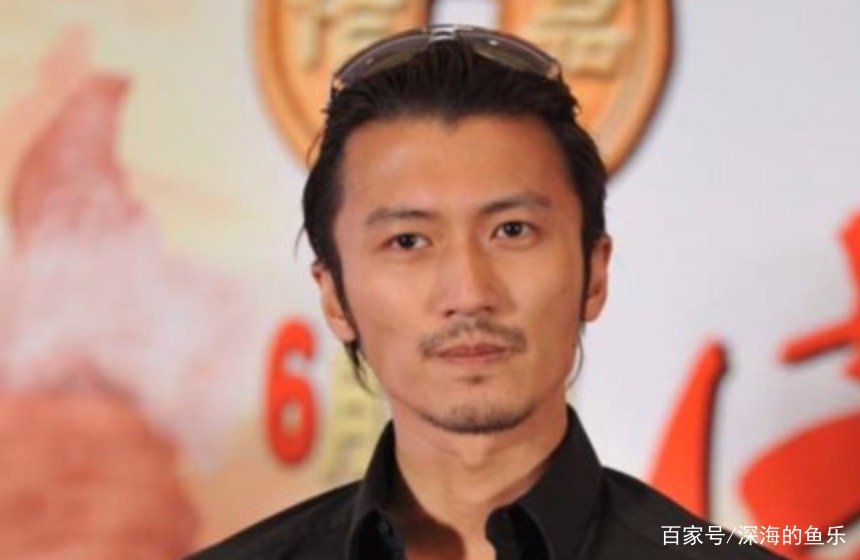 有种“整容”叫谢振轩，本以为是第二个谢霆锋，看到近照你失望了吗？