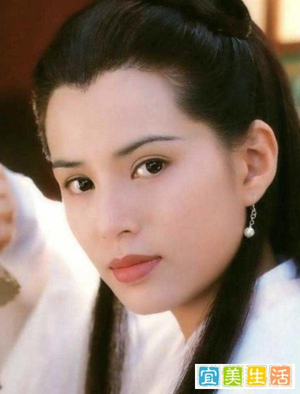 杨丽萍摊上大事儿了:为何李若彤戚薇陈数还会站出来力挺?