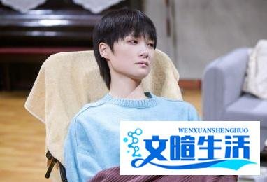 任素汐点赞，李宇春表演无名之辈。