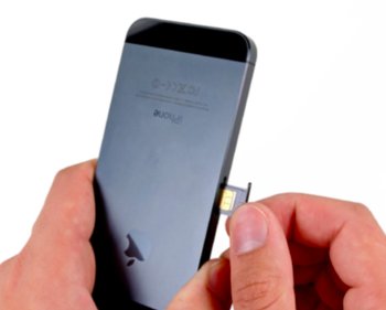 iPhone 5左上角的运营商名称变成了小圆圈并且移动数据也无法使用是怎么回事?