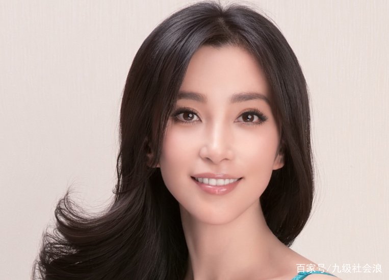李冰冰节目怒斥成龙：你想范冰冰就去找她！他们之间究竟发生了什么事情呢？