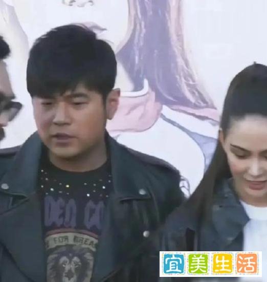 周杰伦与昆凌同台胖到认不出，暴肥原因疑曝光：患病吃药副作用大