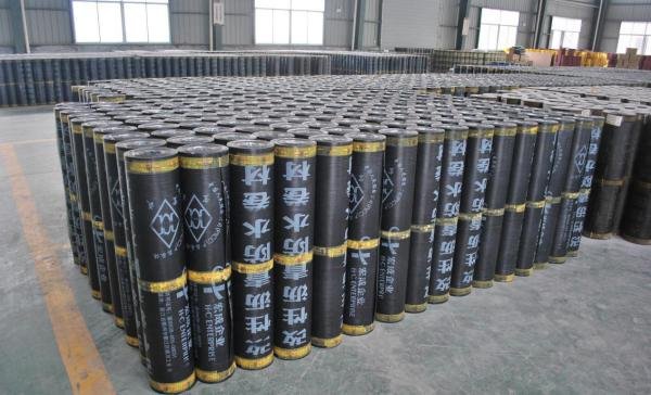 防水卷材在施工时搭接方法和搭接宽度的要求？