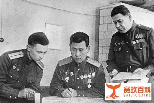 电影中的历史：二战乌兹别克少将、第37近卫步兵师师长拉希莫夫