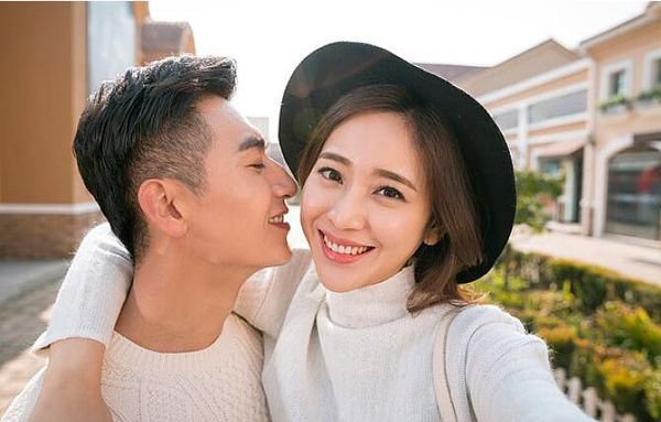 我的爱人重视他妹妹多过我，我怎么办啊？
