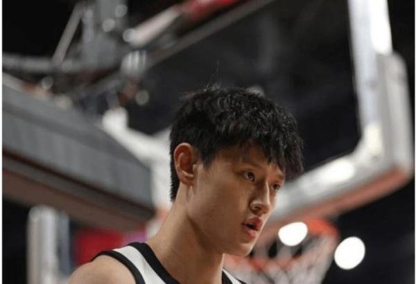 回来了！曾凡博确定为北京首钢队出战CBA新赛季