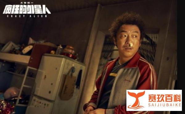 国内首位百亿票房明星