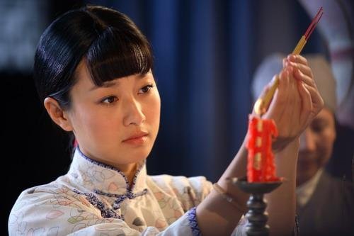 黑金地的女人的歌曲