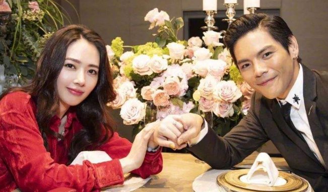 郭碧婷向佐没领证被喷，他俩是如何回应的呢？