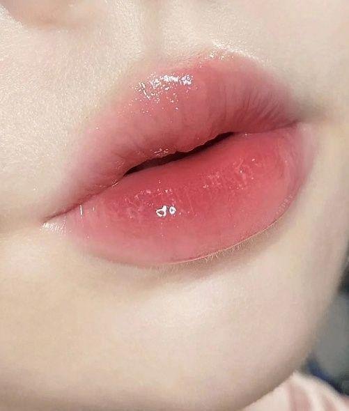 嘴巴好看是一种怎么样的体验？