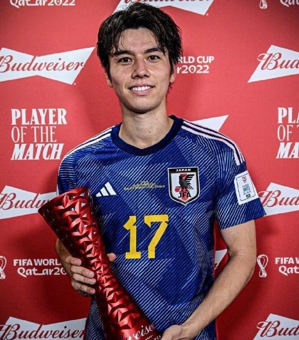 小组头名出线！黄健翔被日本队折服：再也不敢嘲笑人家痴人说梦了