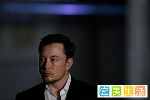 “没吸大麻”、不后悔：马斯克回应推特风波