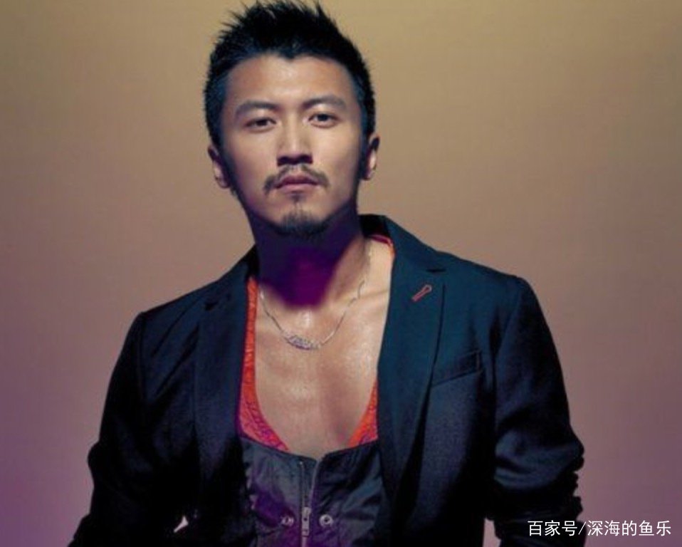 有种“整容”叫谢振轩，本以为是第二个谢霆锋，看到近照你失望了吗？