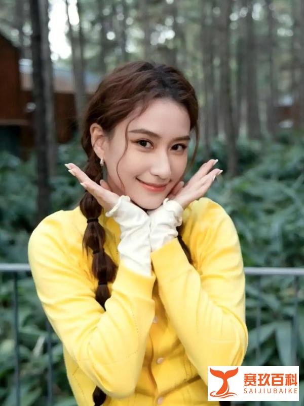 千金小姐、白富美、恋爱脑、赌王爱女何超莲的八字赏析