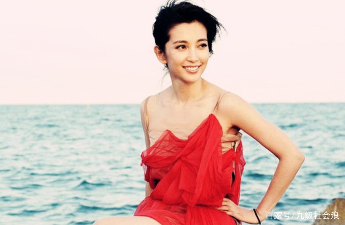 李冰冰节目怒斥成龙：你想范冰冰就去找她！他们之间究竟发生了什么事情呢？