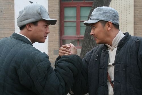 杜淳主动跟印小天说话，你怎样看待两人当年的事情？