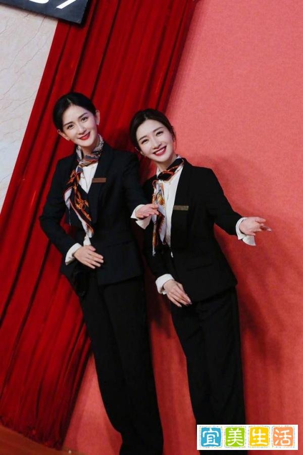 谢娜和江疏影穿同款制服，真假王漫妮傻傻分不清