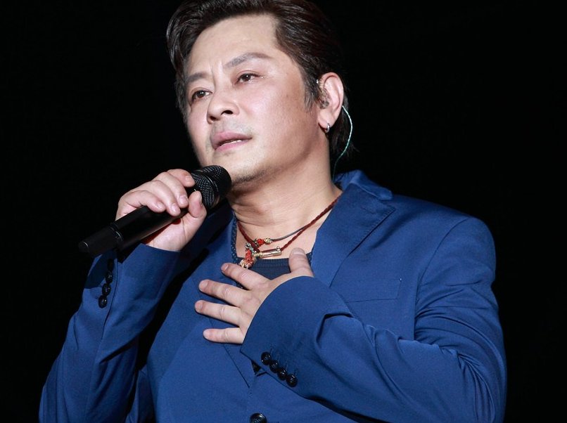 王杰做客《鲁豫有约》突然愤怒离场,背后究竟发生了什么事情呢?
