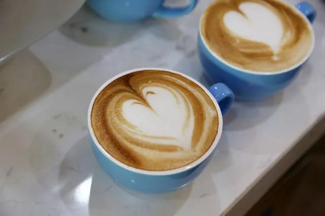 南京或者江苏省内那里有学调酒，饮品，咖啡类的学校？