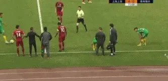 胡尔克受伤一蹶不振