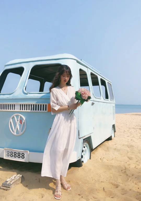 为什么有的女生是小个子,看起来却很高?