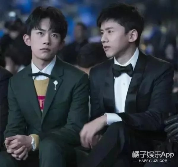 张杰获奖谢谢很辛苦的娜娜，隔空秀恩爱，他们的爱情你羡慕吗？