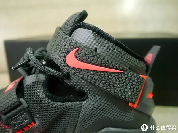 Nike 耐克 SOLDIER 9 詹姆斯士兵9代 XDR 外场篮球鞋