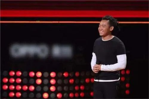 《中国新歌声第二季》冠军是谁?