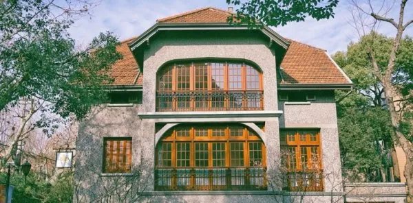 上海淮海路有条既摩登又复古的马路，游客们为何都不知道？