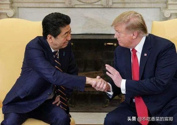 安倍提出辞职后，为什么还要与特朗普进行最后一次沟通？